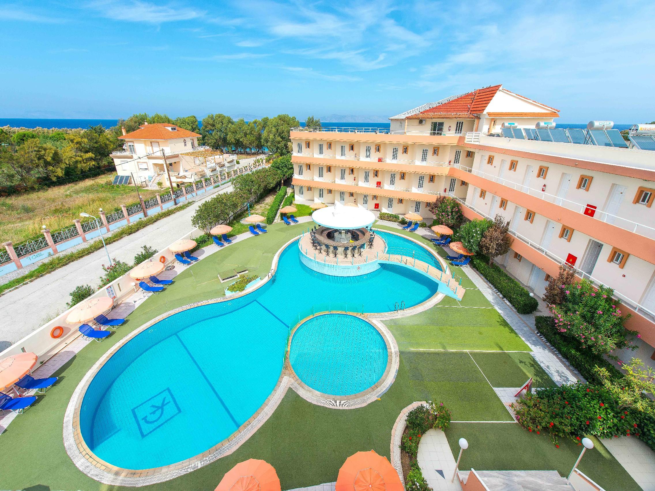 Bayside Hotel Katsaras