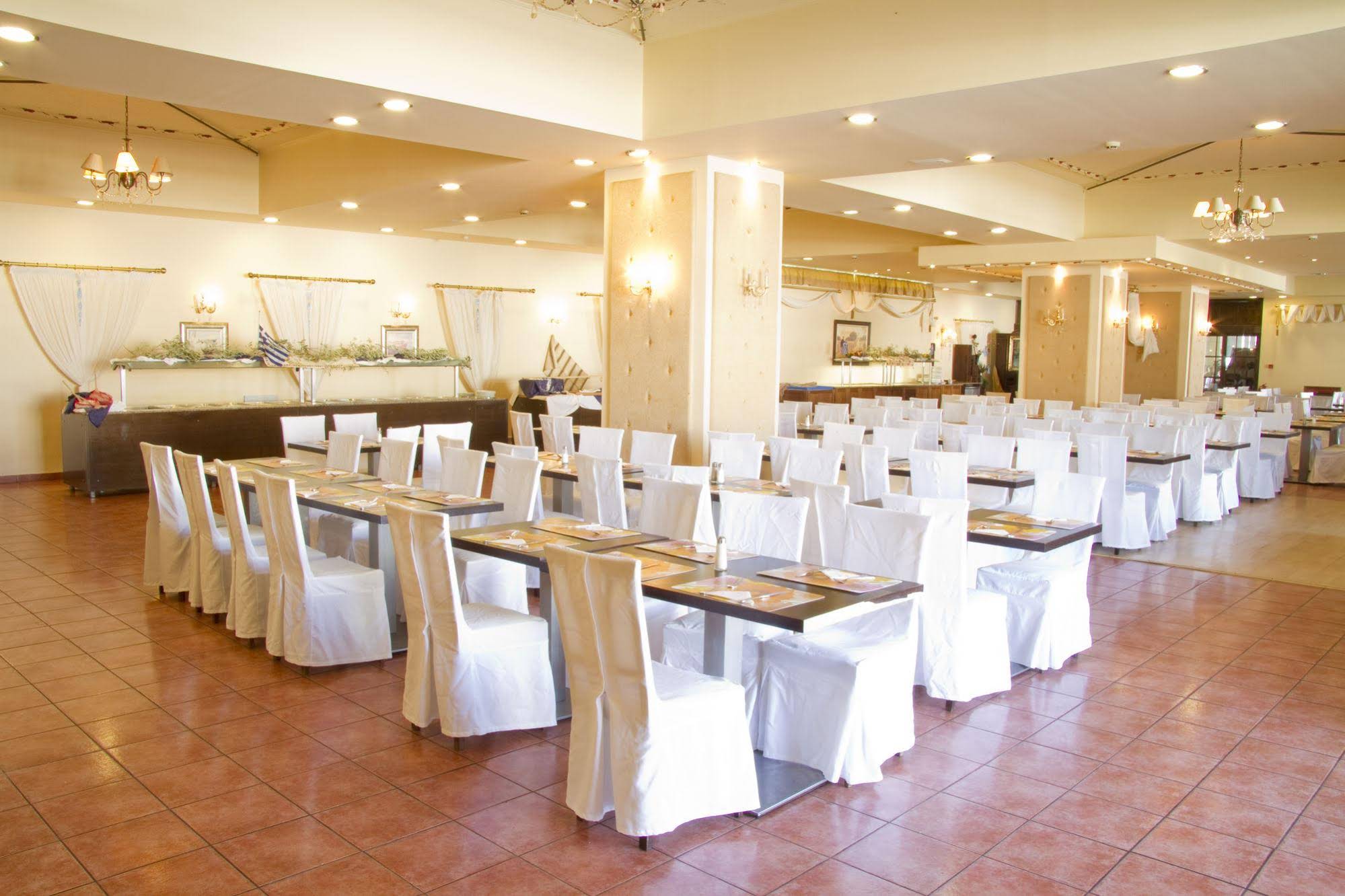 Forum Beach - Dodeca Sea Resort