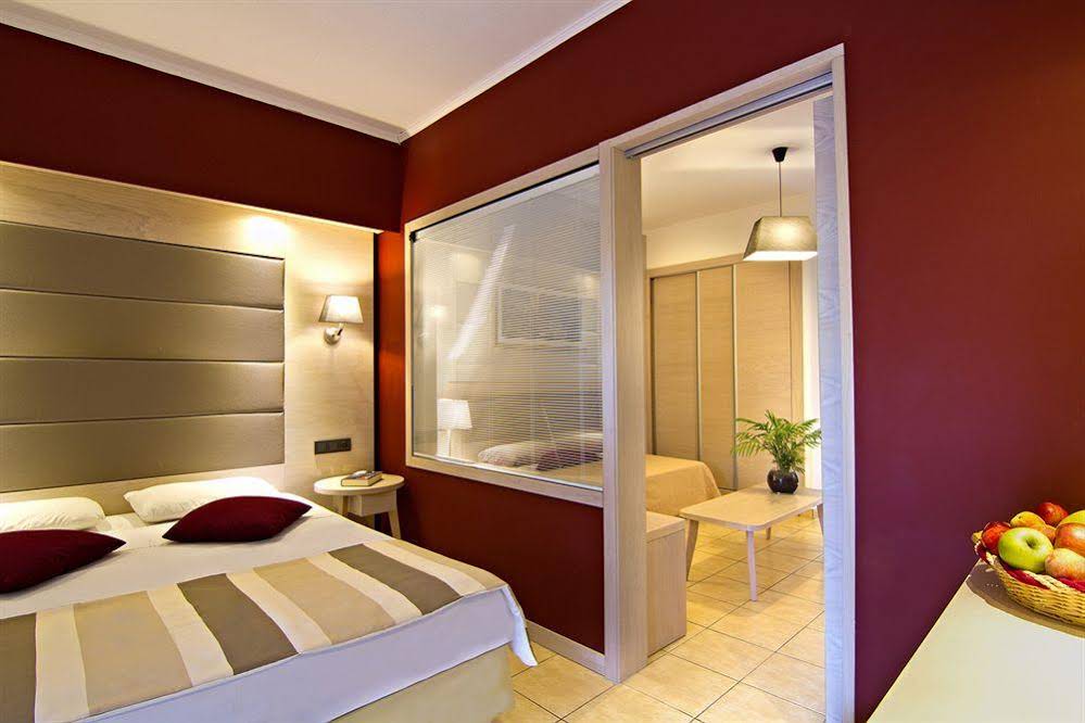 Forum Beach - Dodeca Sea Resort