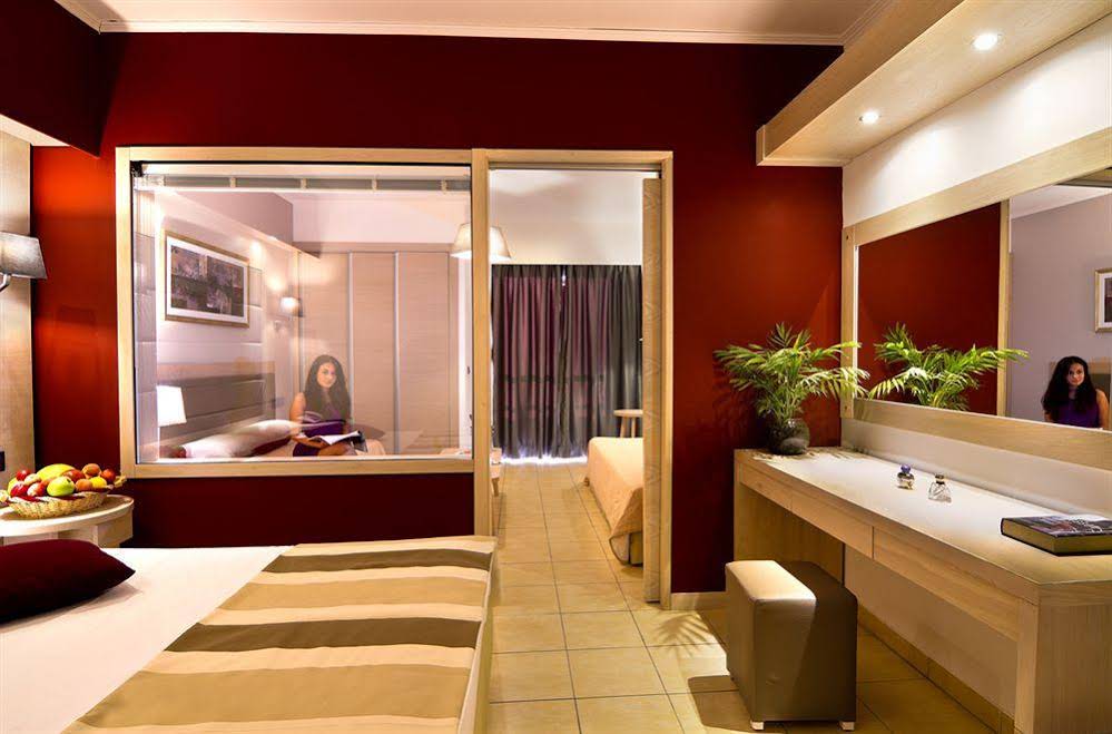 Forum Beach - Dodeca Sea Resort