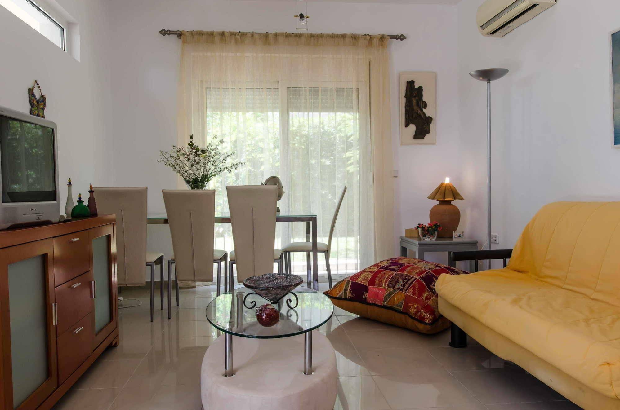 GOJI Vegan Hotel