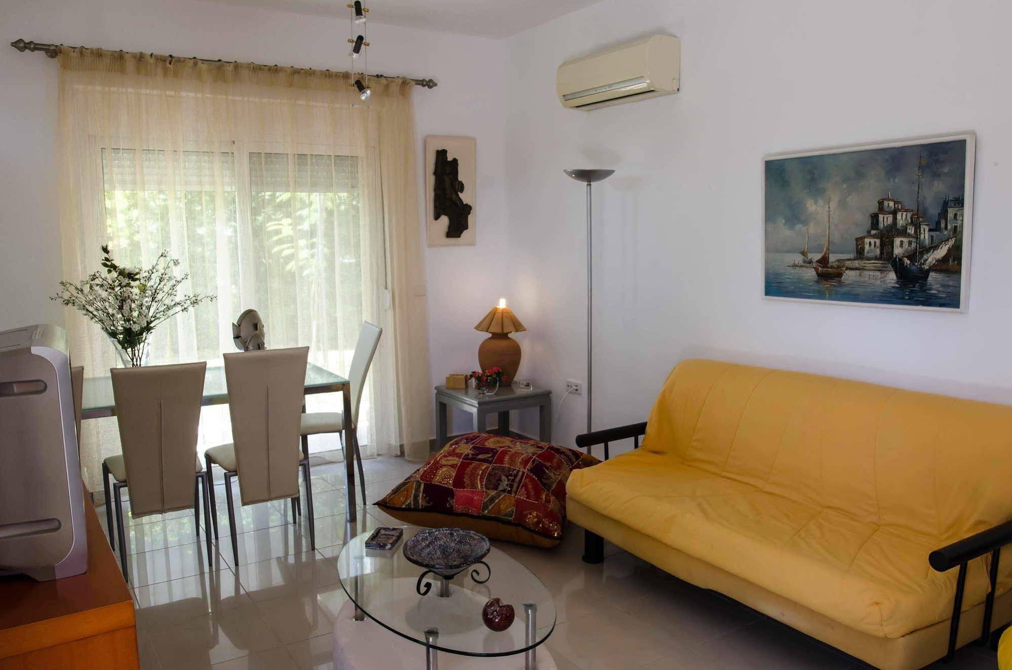 GOJI Vegan Hotel