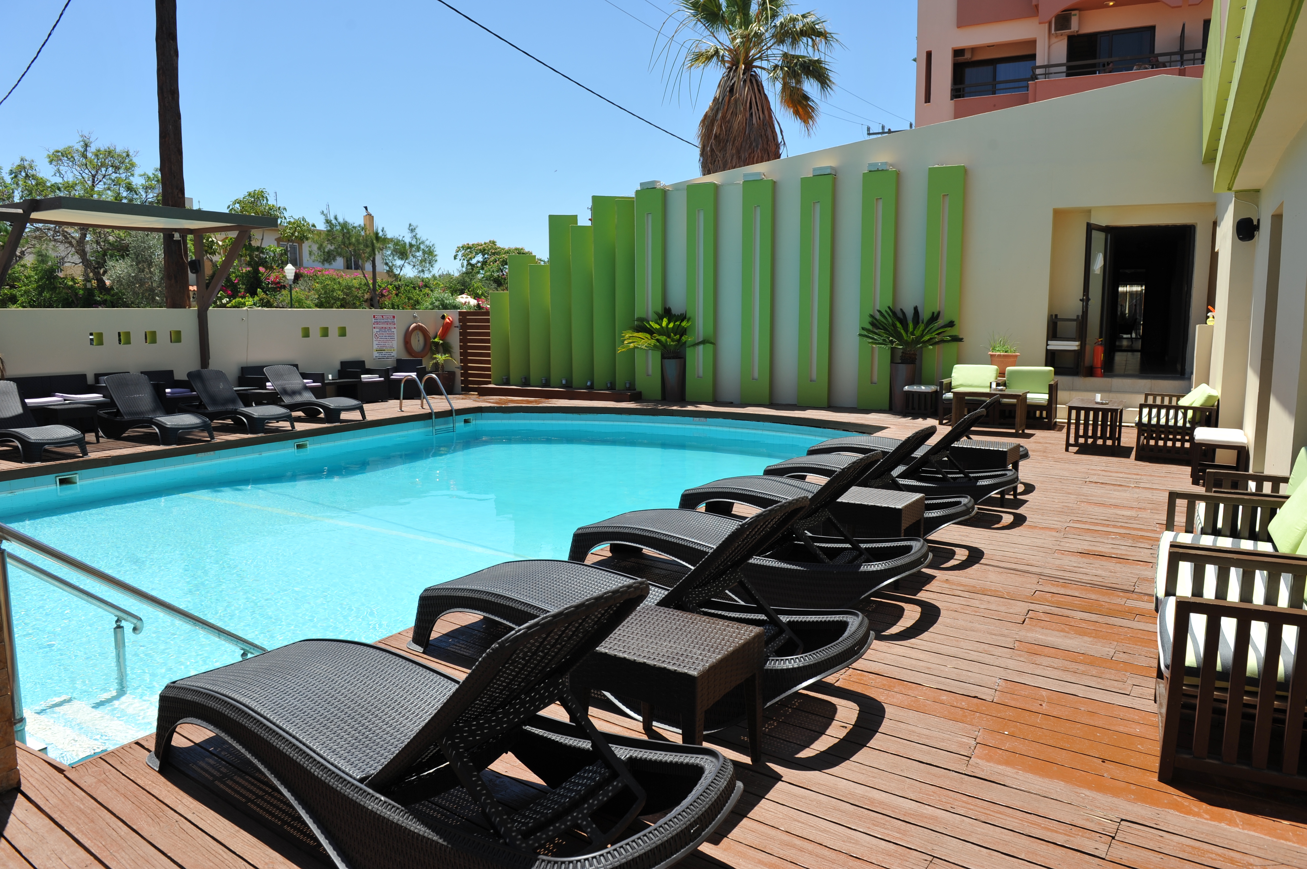 Heleni Beach Hotel