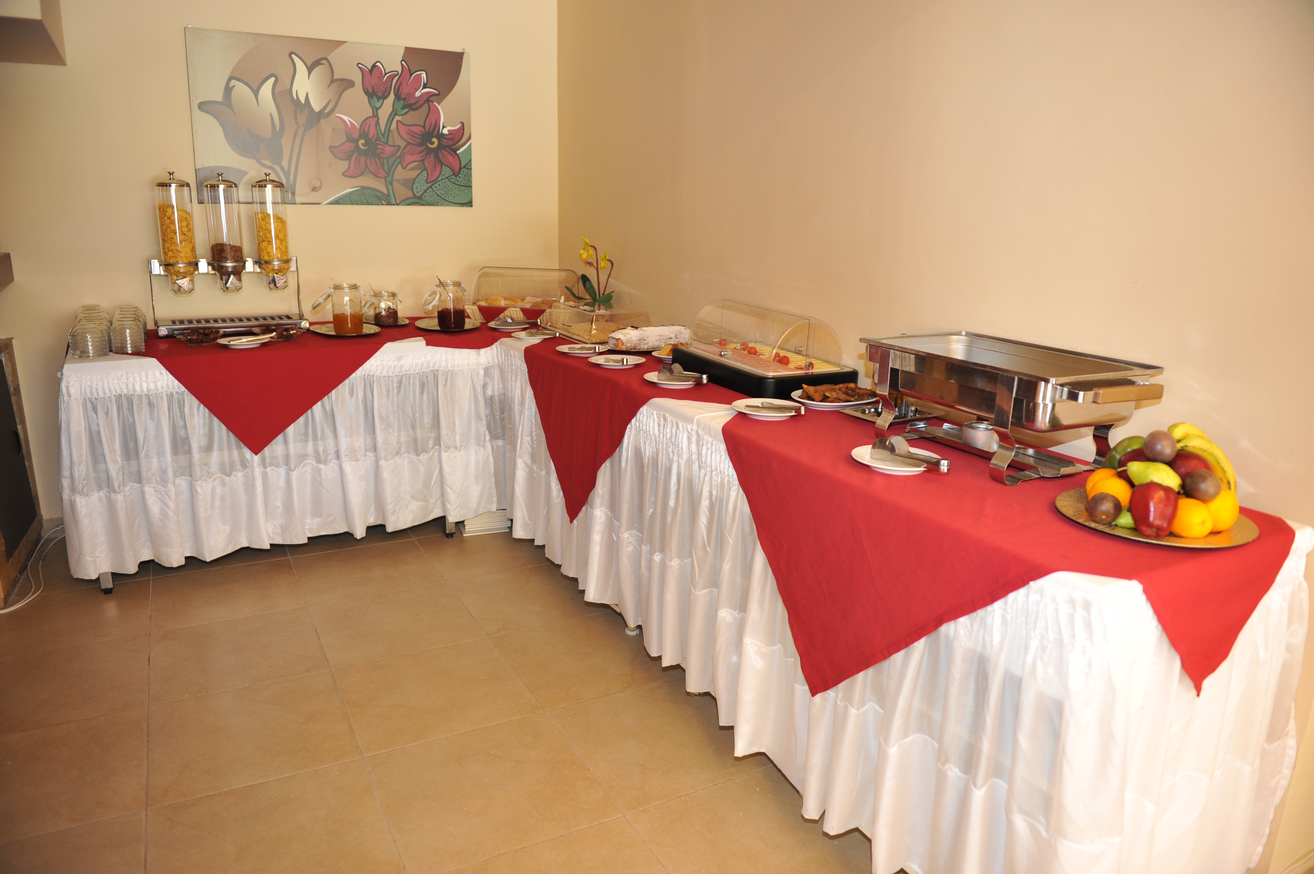 Heleni Beach Hotel