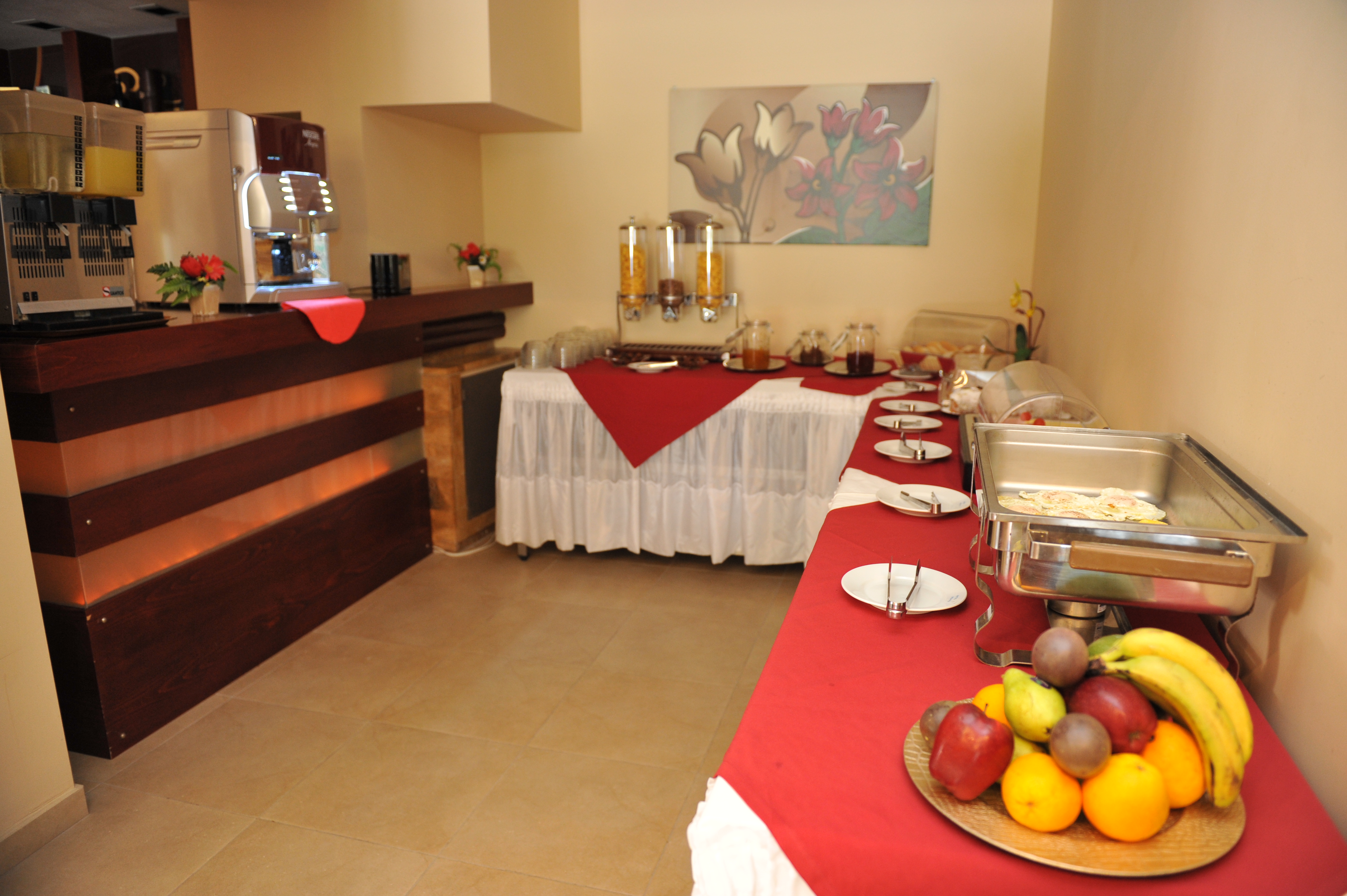 Heleni Beach Hotel