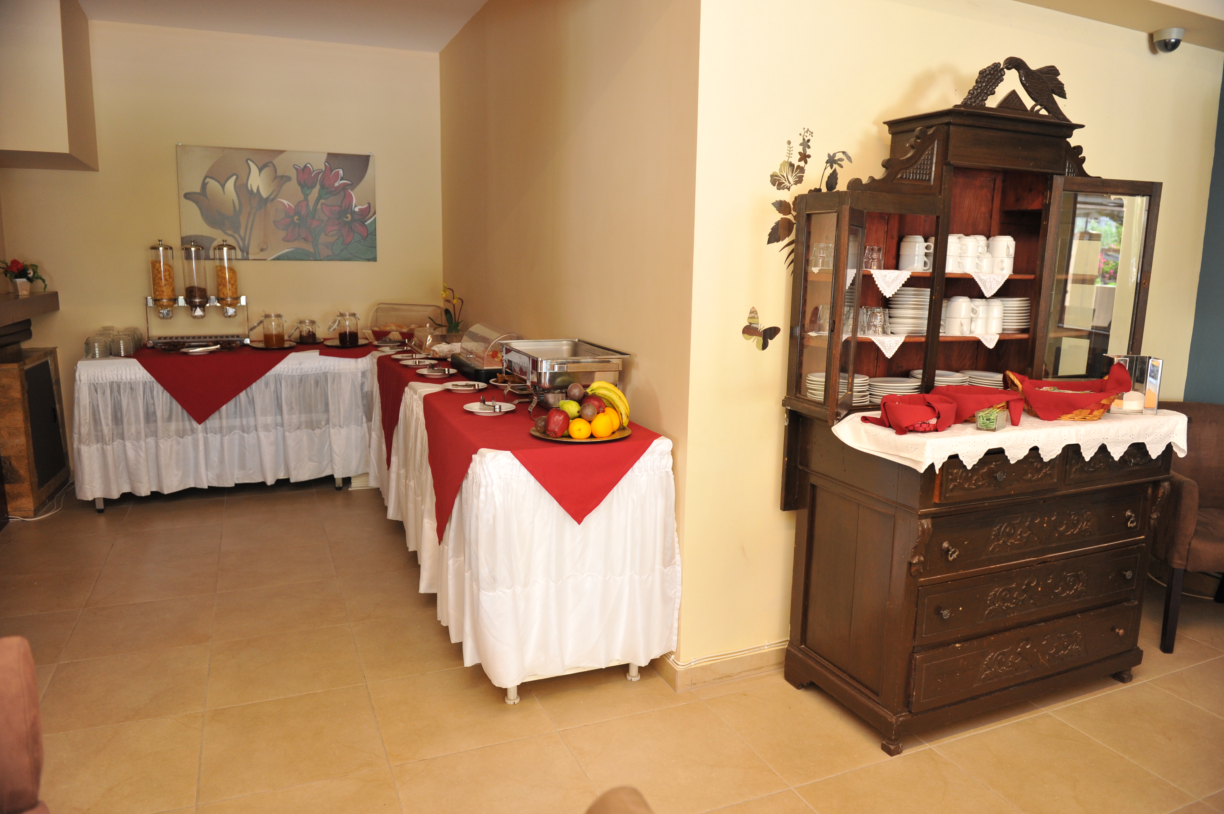 Heleni Beach Hotel