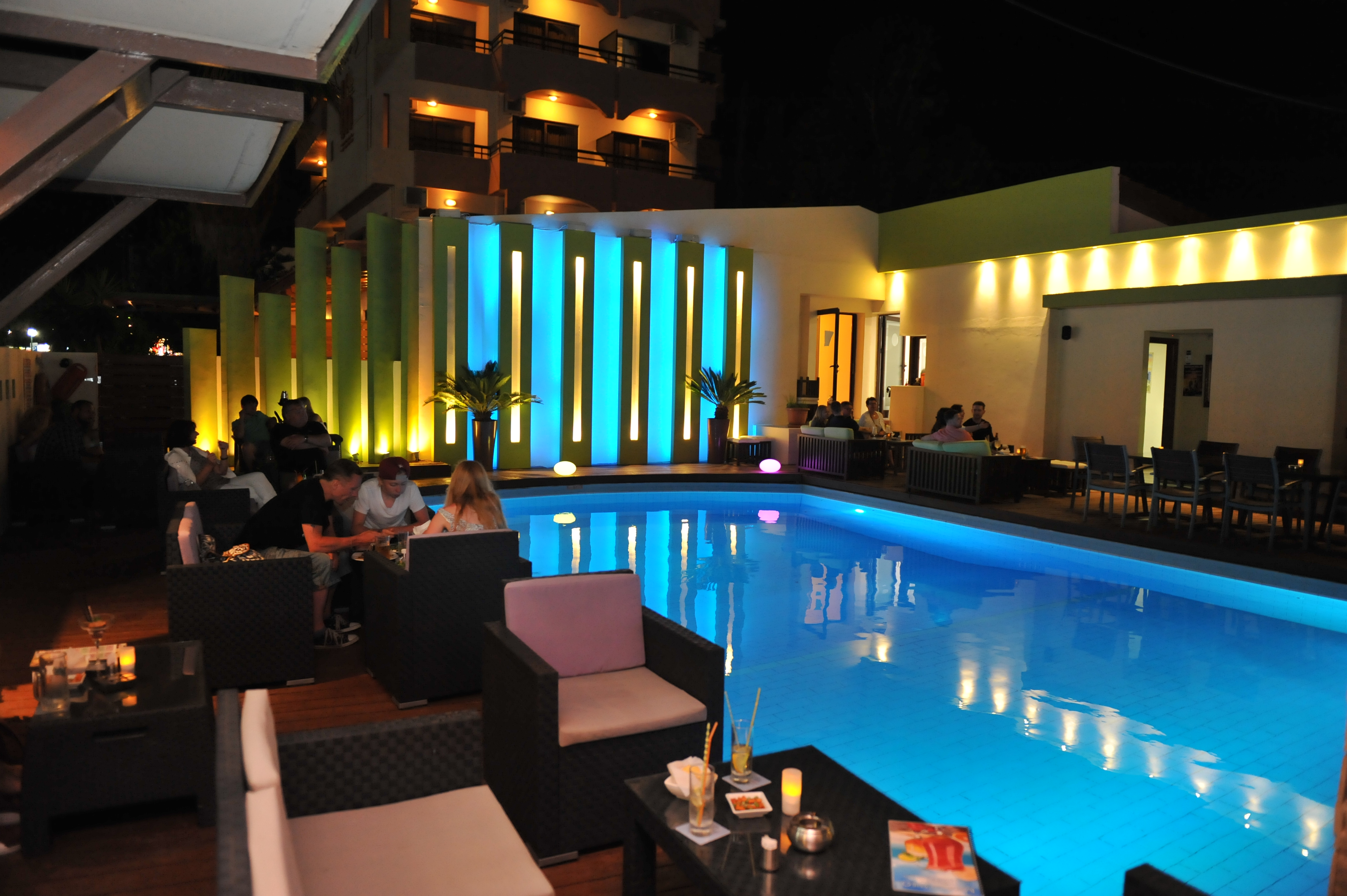 Heleni Beach Hotel