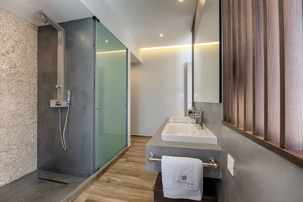 Nastazia Luxury Beach House