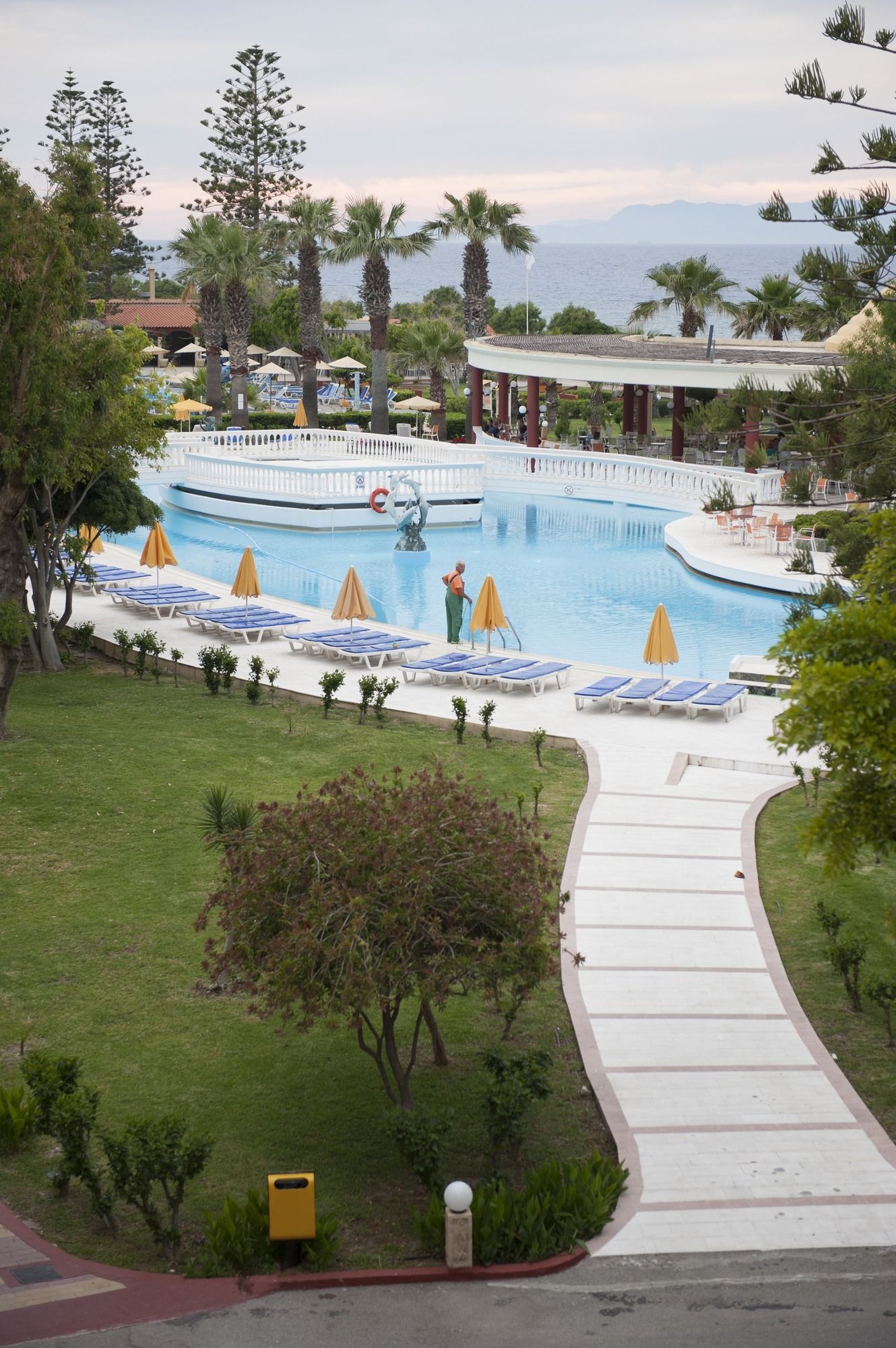 Sunshine Rhodes Hotel