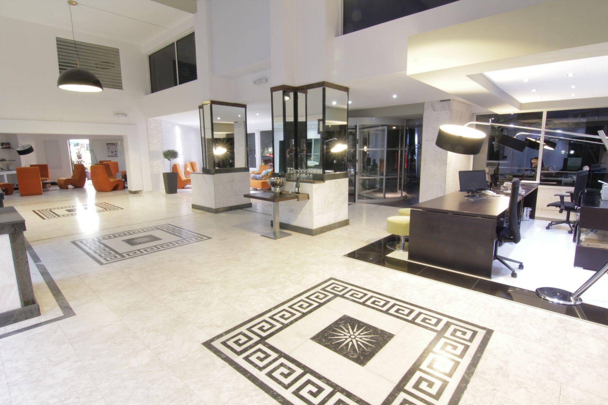 The Residence - Adults Only