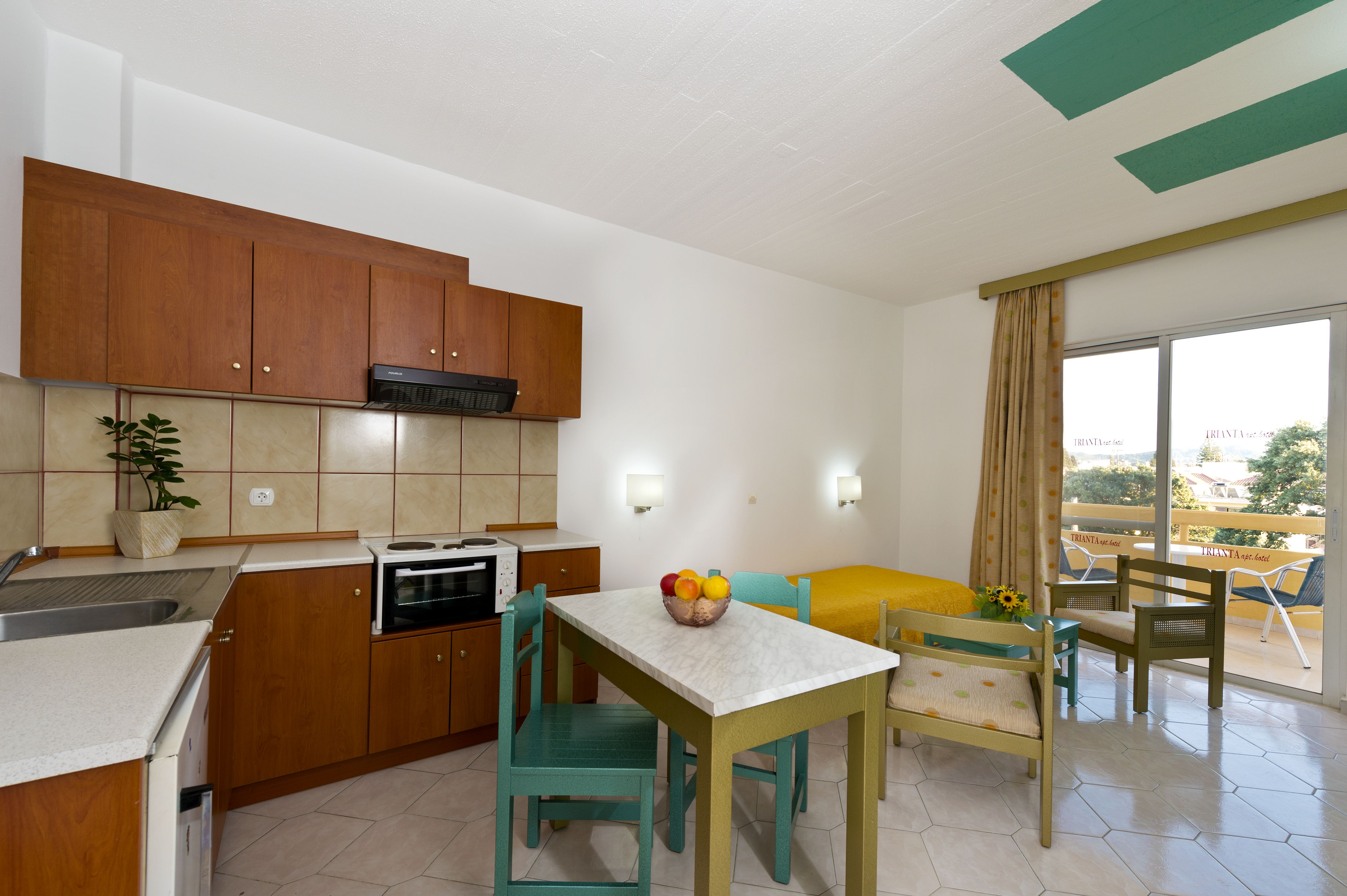 Trianta Hotel