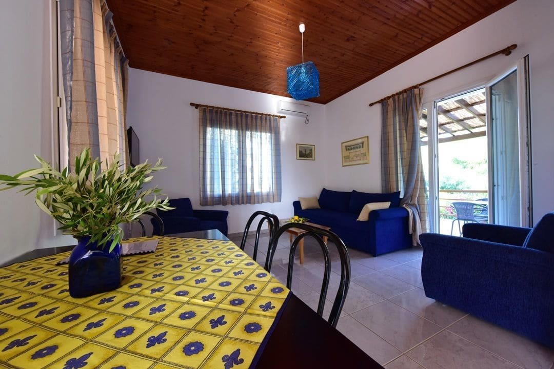 Mouzakis Villas