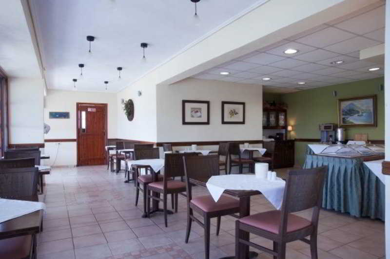 Daphne Hotel