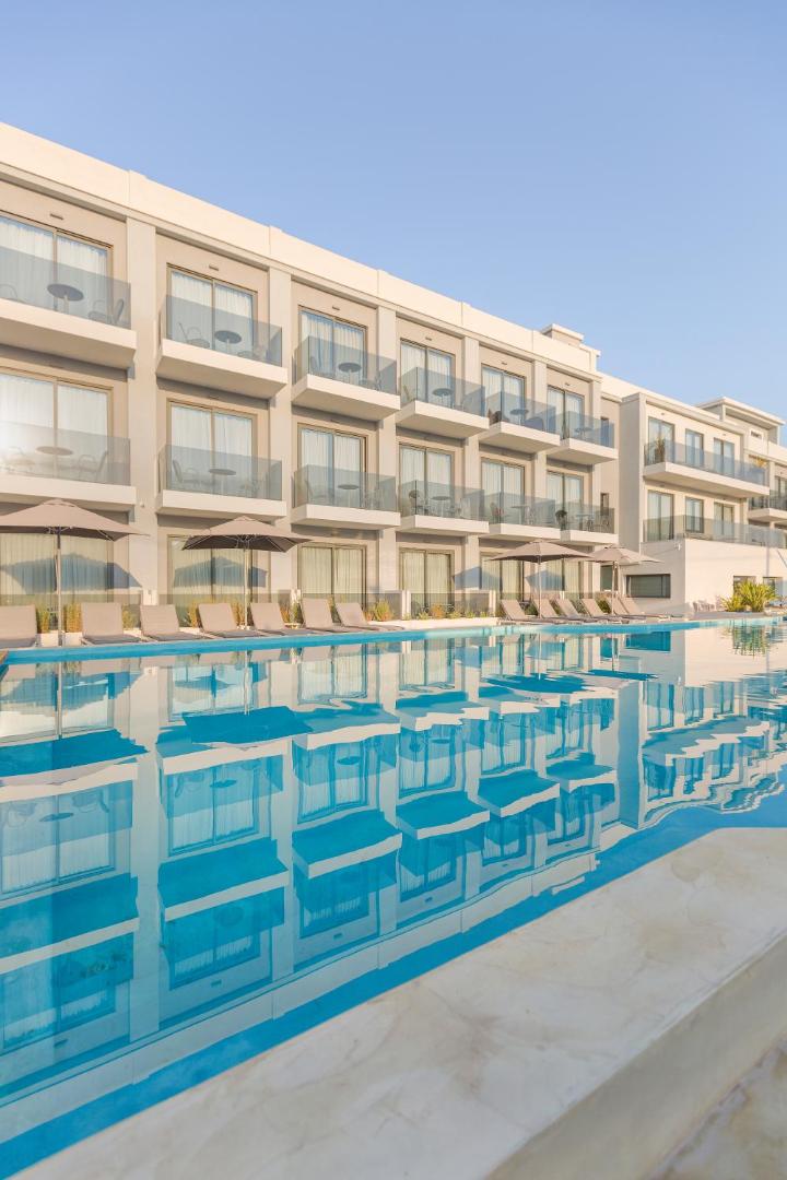 Samian Mare Hotel and Suites