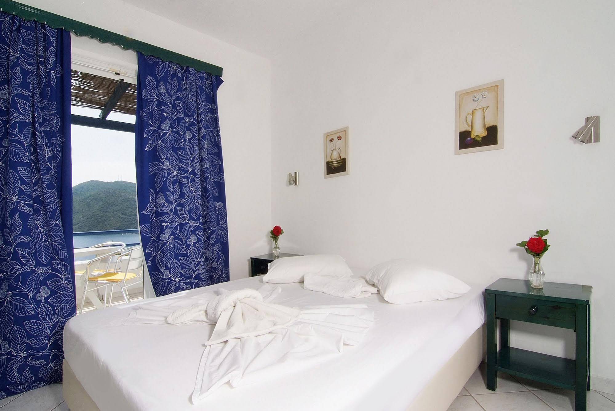 Nafsika Hotel Apartments