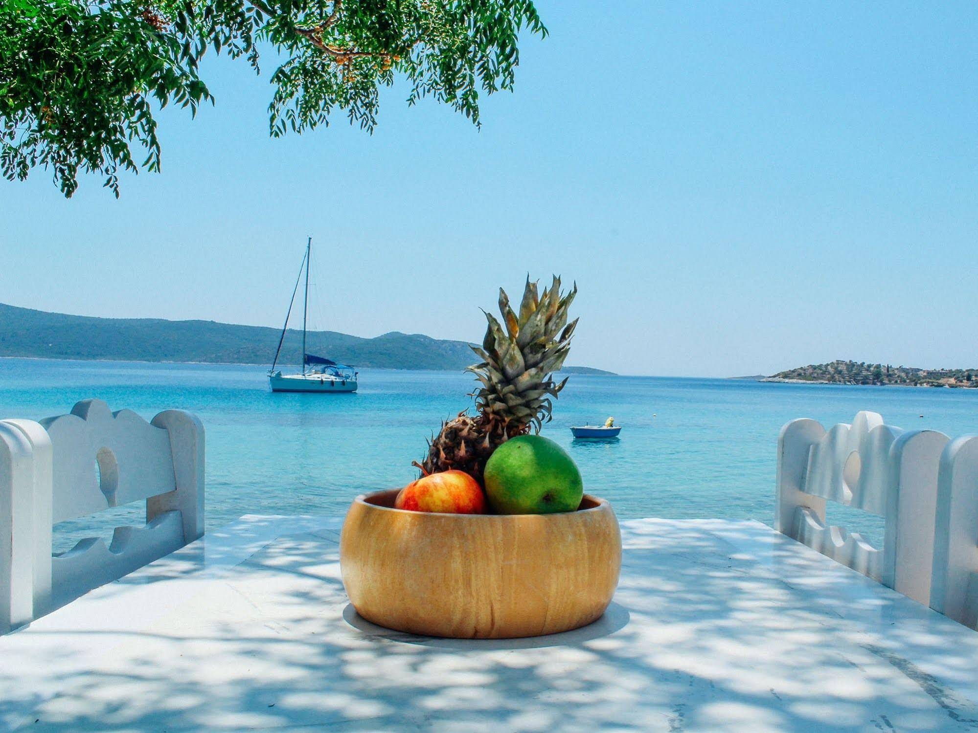 Klima Paradise Beachfront Studios & Apartments