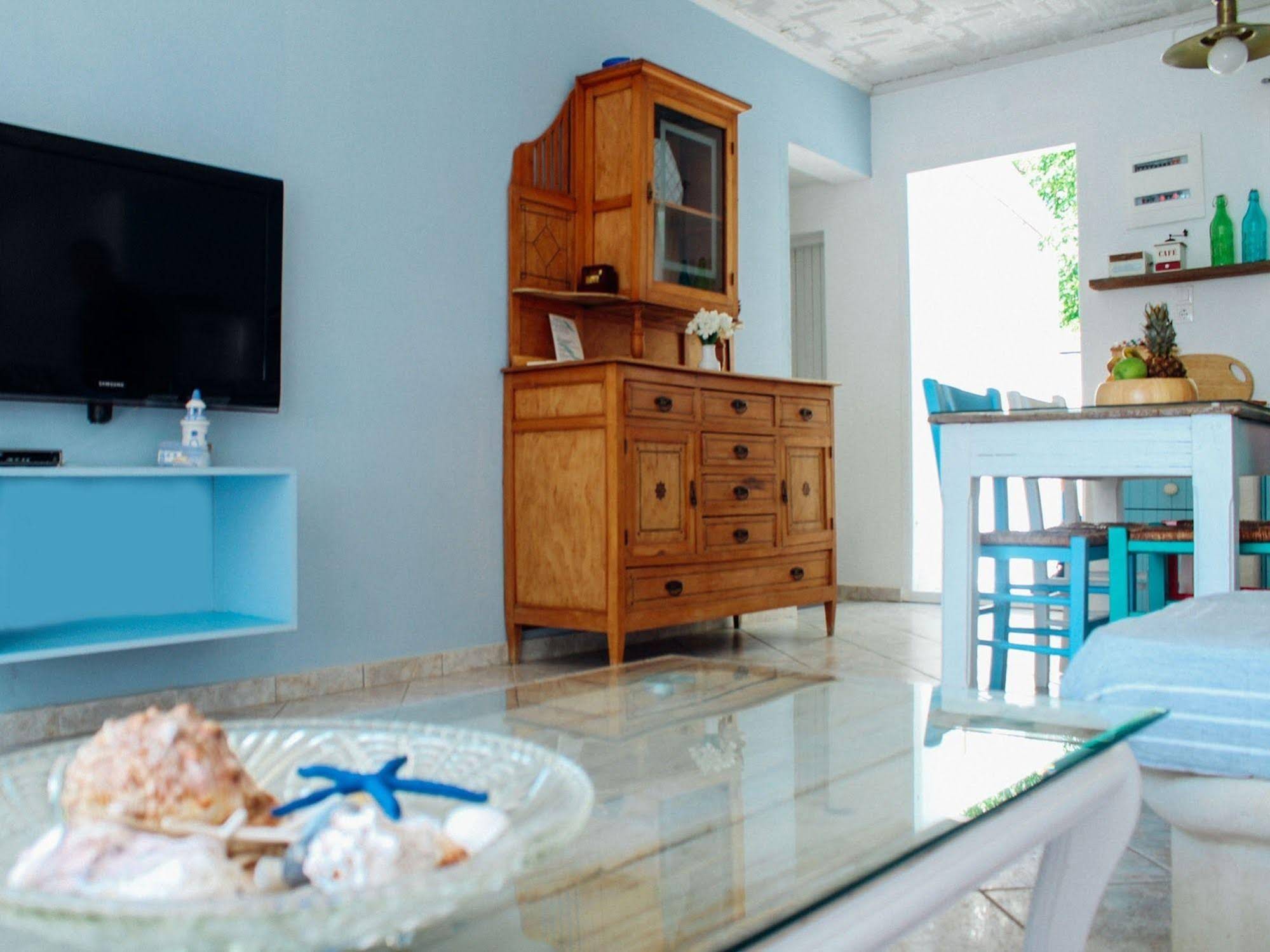 Klima Paradise Beachfront Studios & Apartments