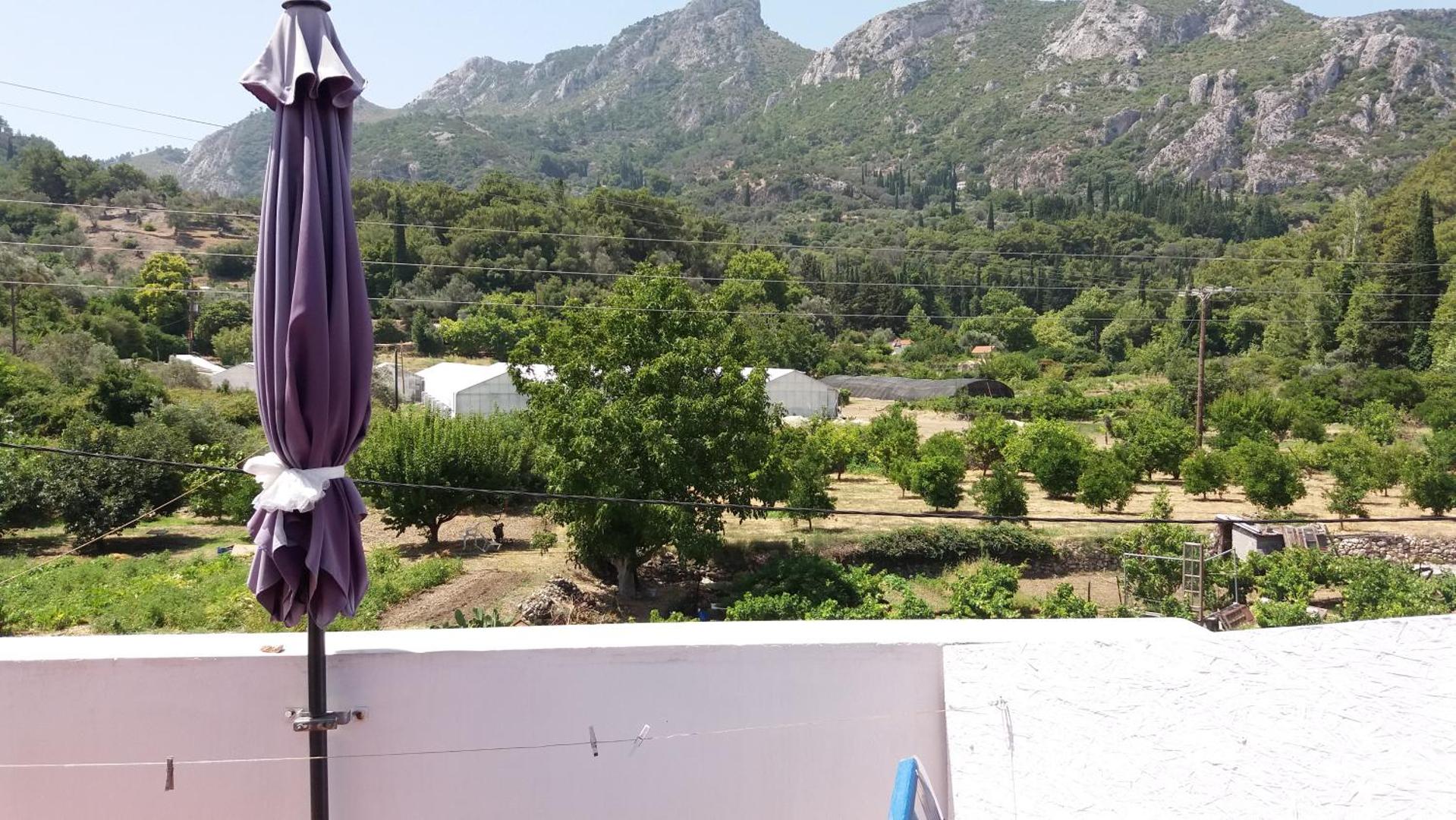 Alekos Rooms and Apartments