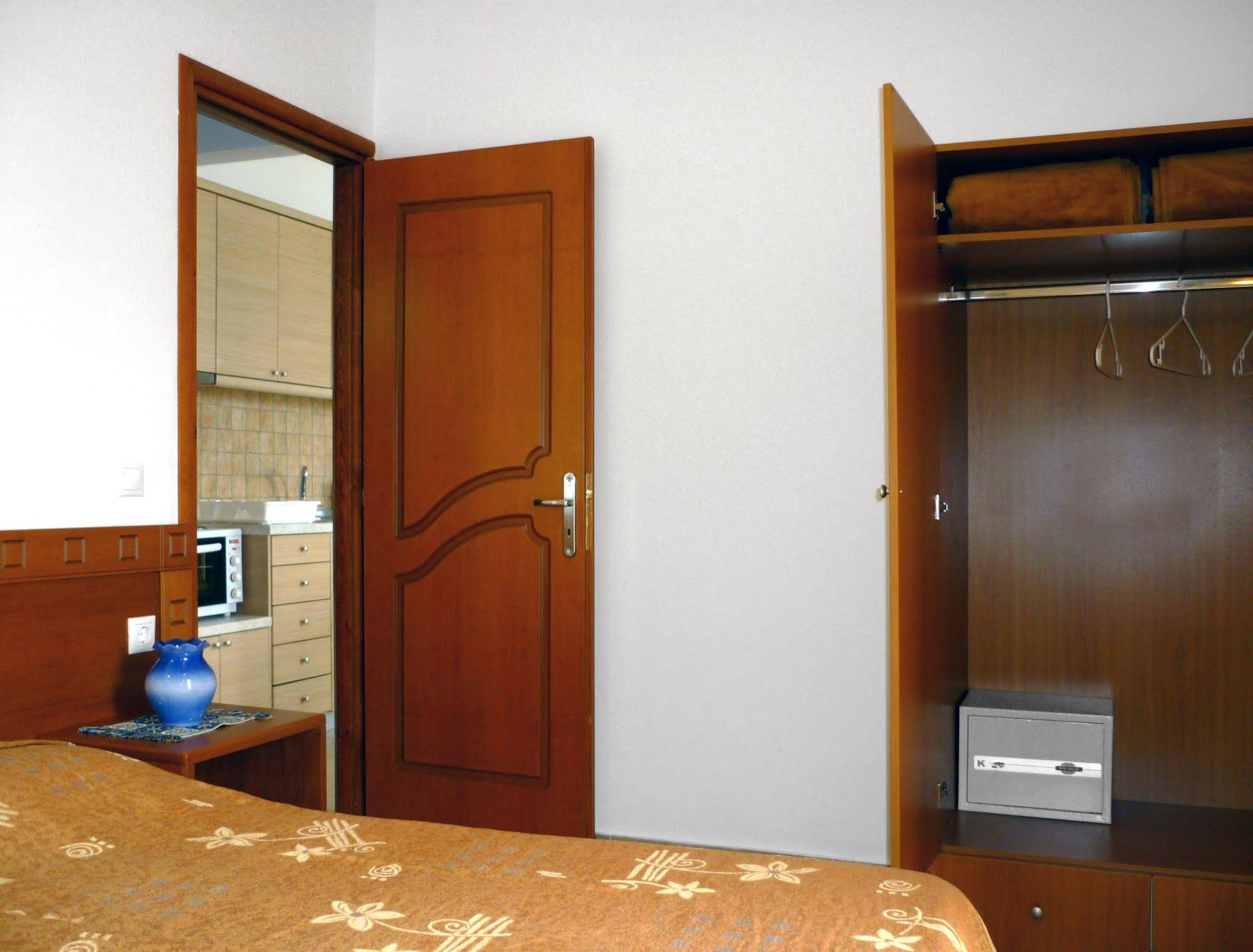 Nereides Apartments
