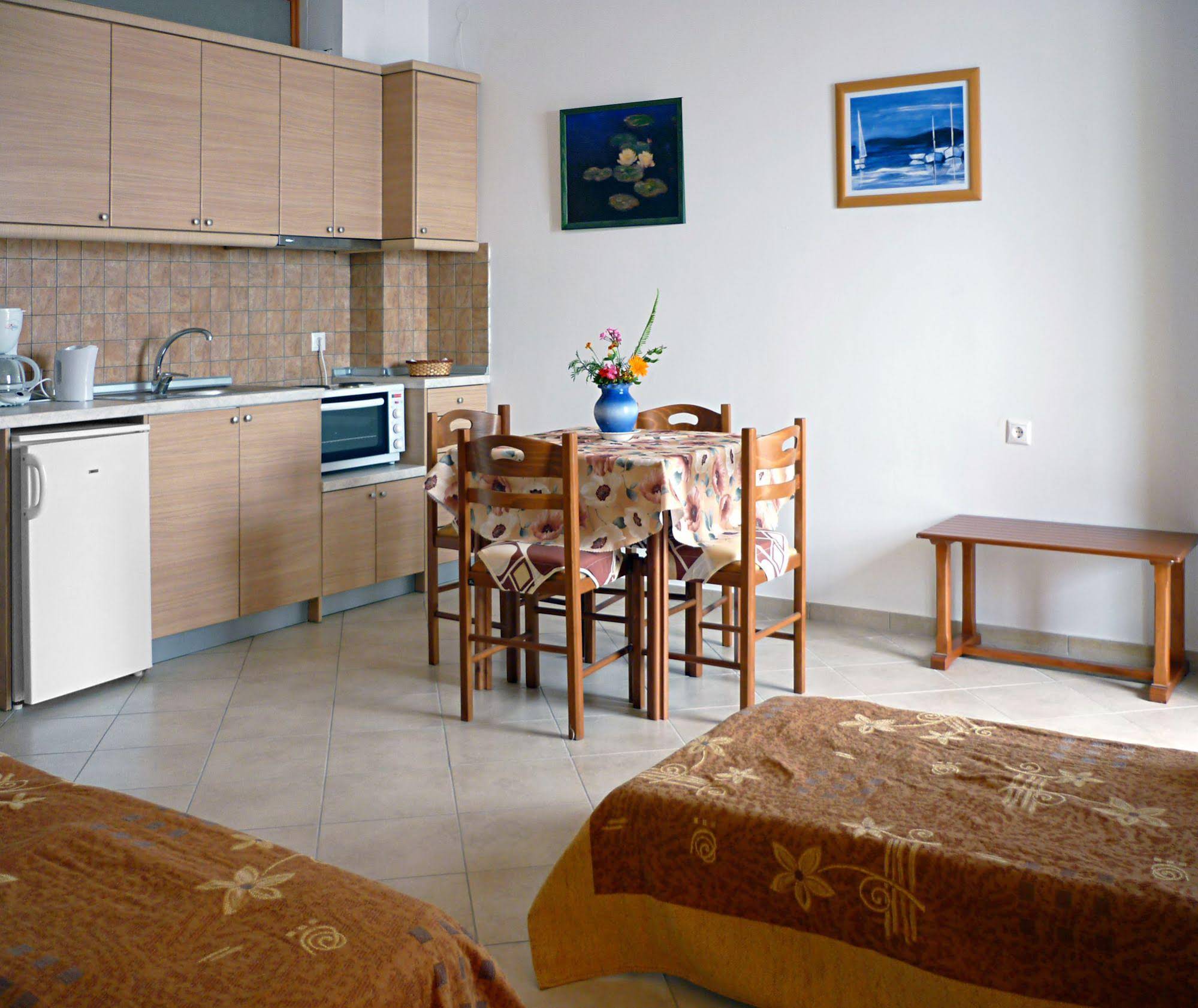 Nereides Apartments