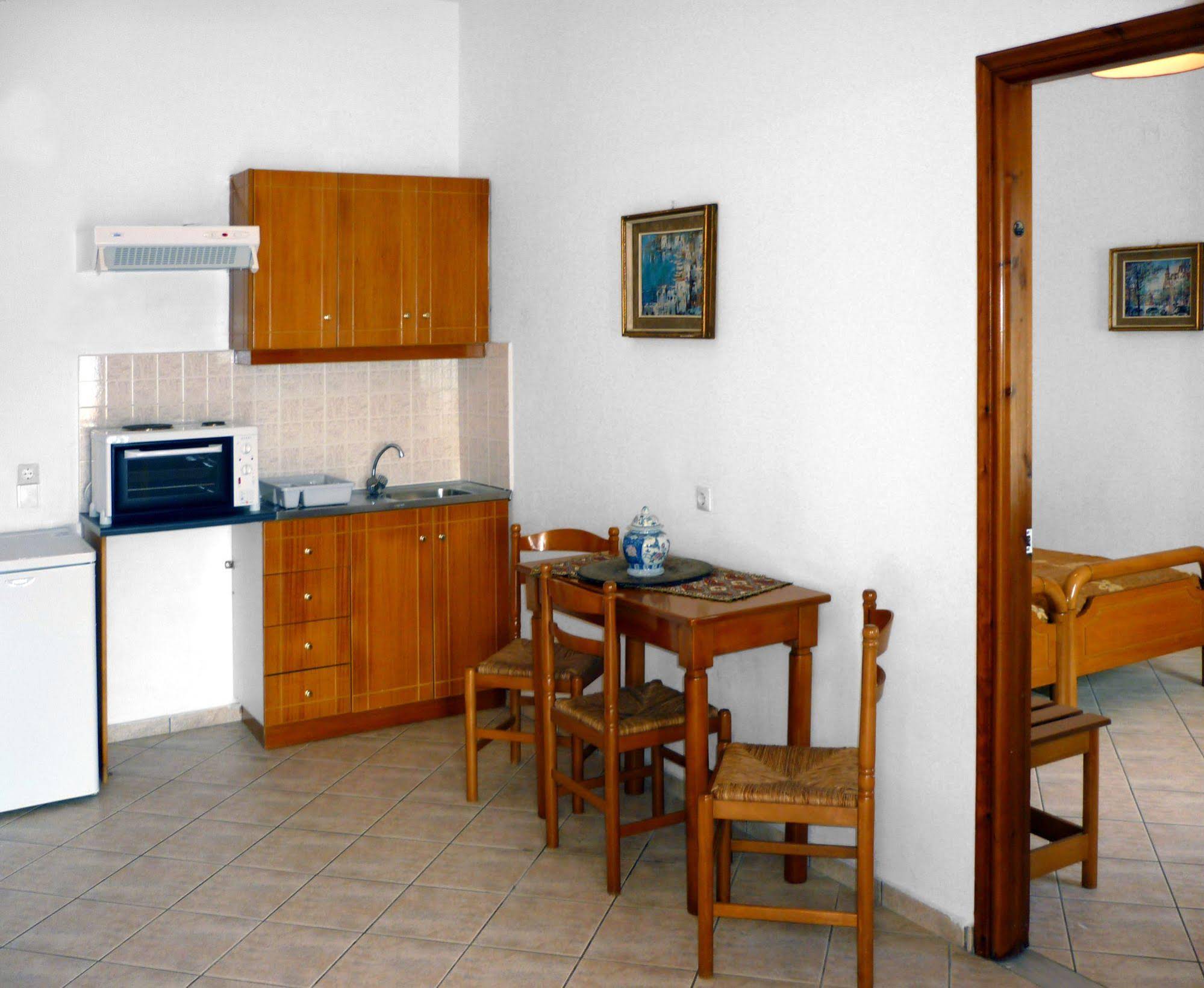 Nereides Apartments