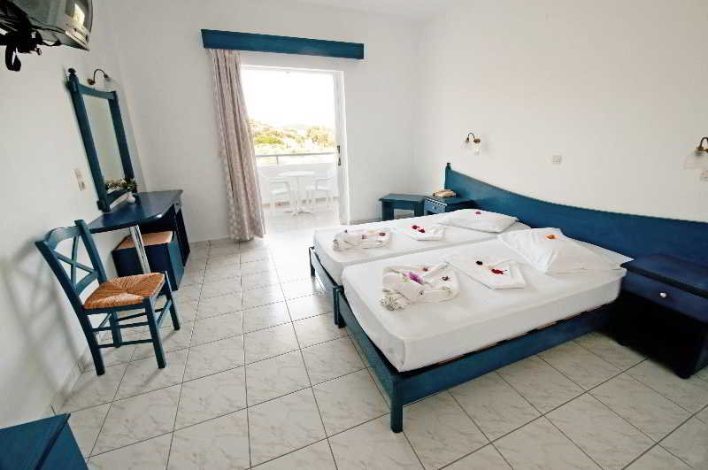 Zefiros Beach Hotel