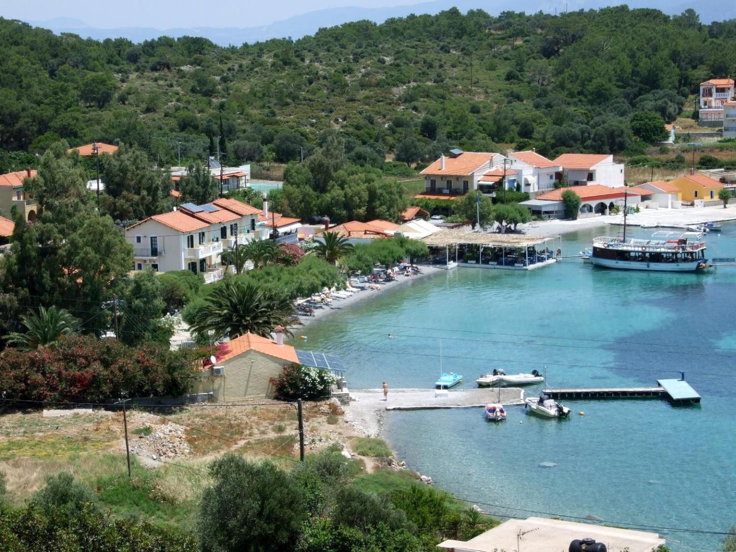 Posidonio Bay