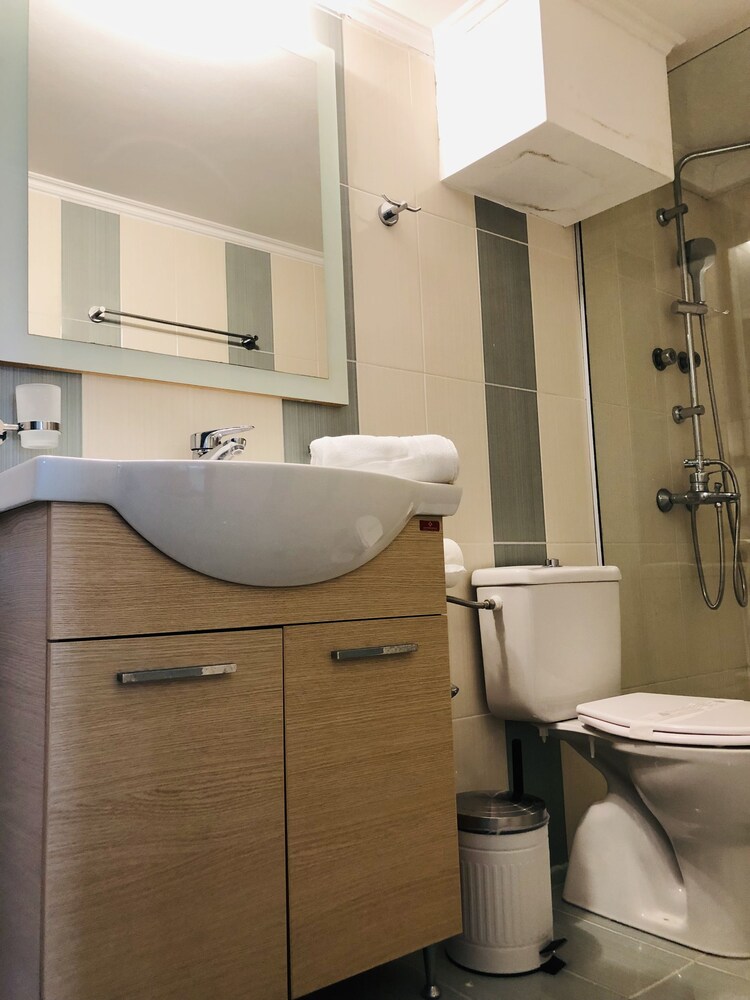 Naftilos Residences I