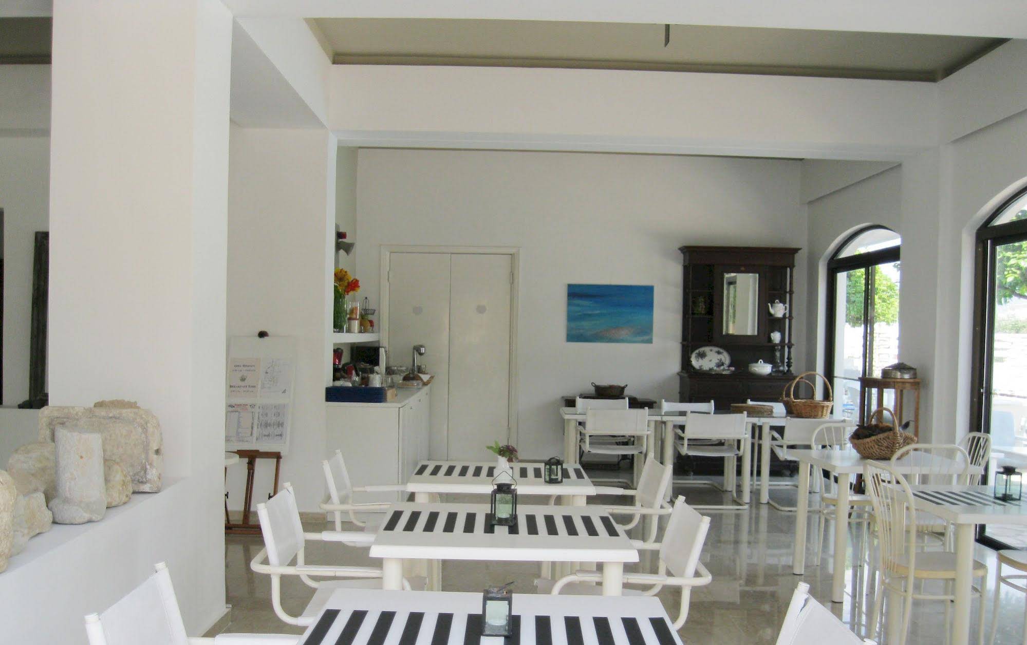 Apollon Hotel