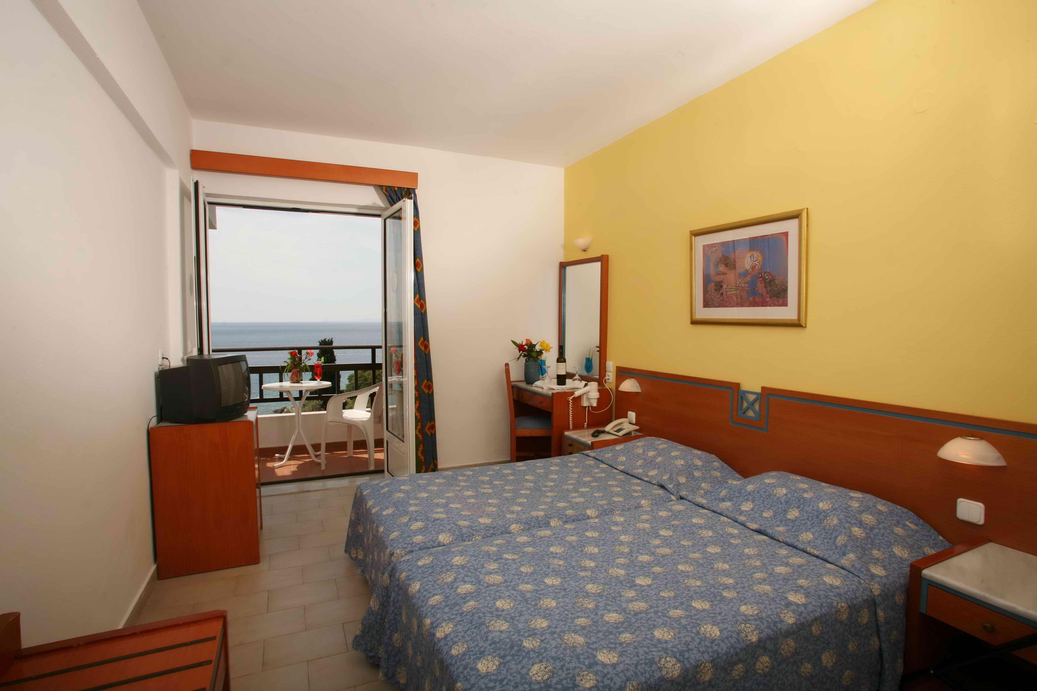 Glicorisa Beach Hotel