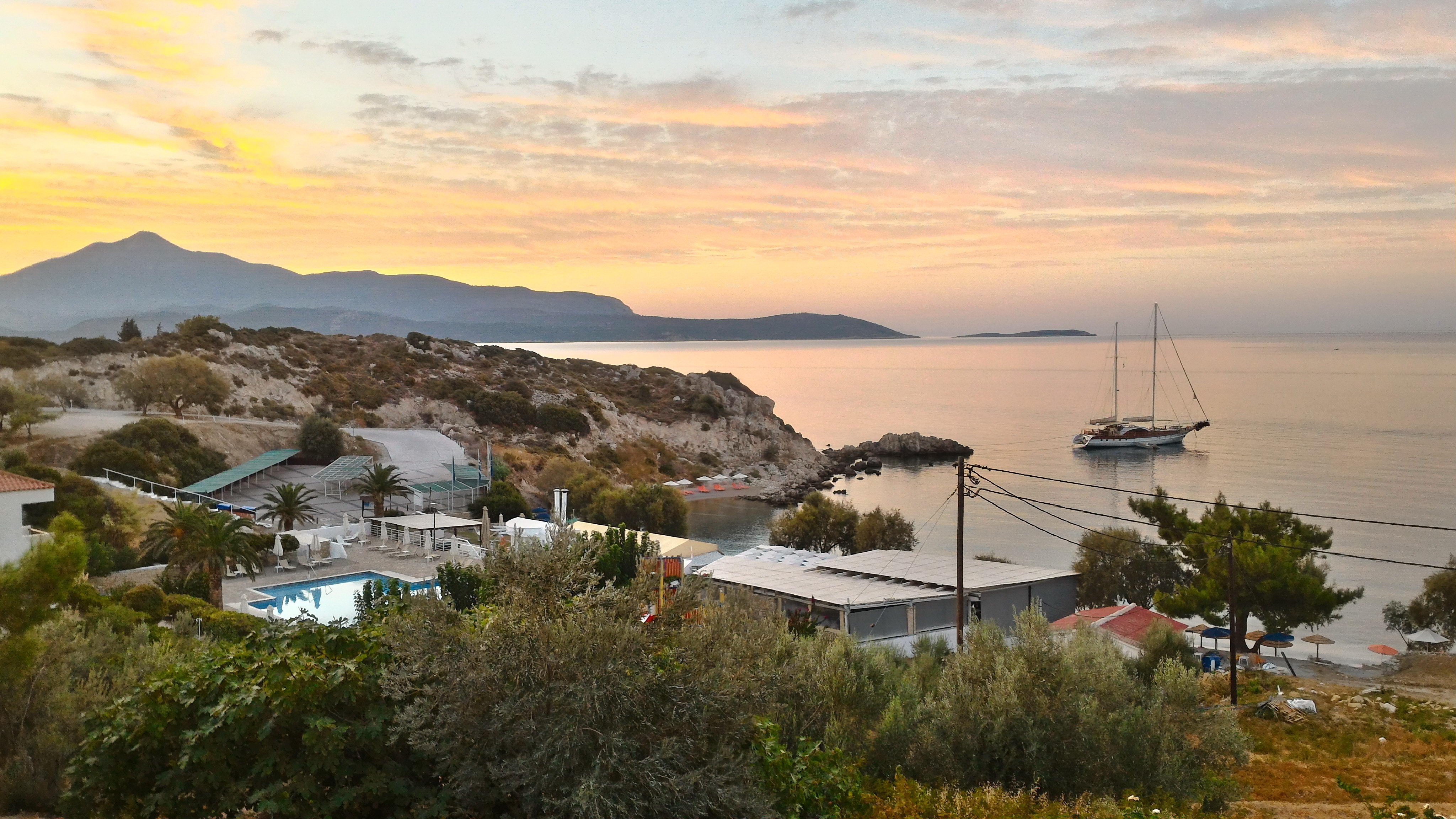 Glicorisa Beach Hotel