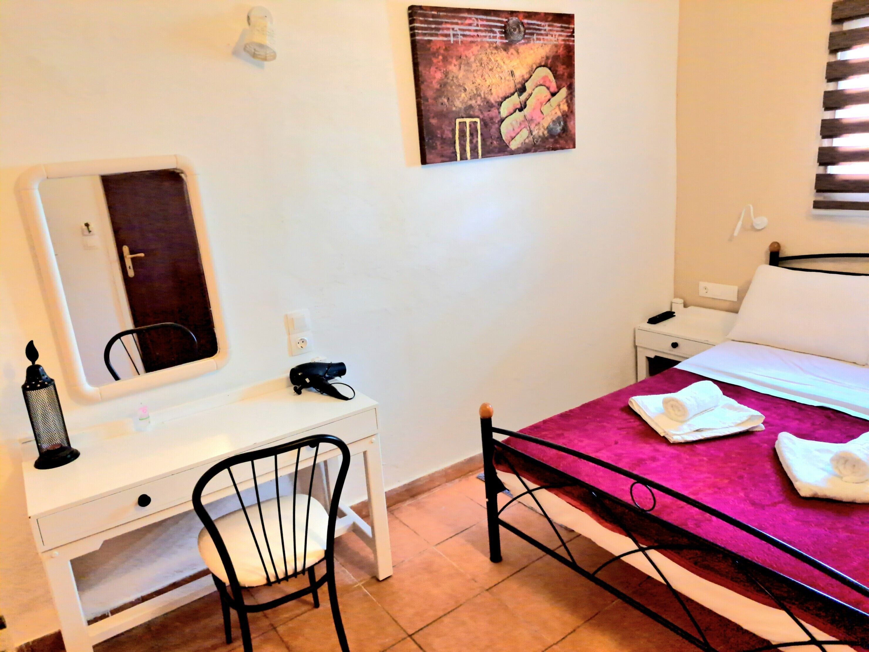 Lakis studios