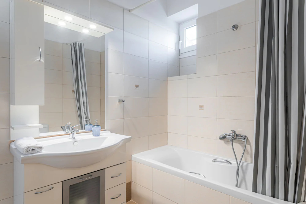 Villa Porto - Naftilos Residences