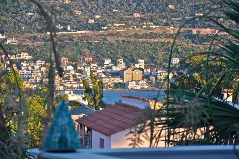 Ino Hotel & Suites