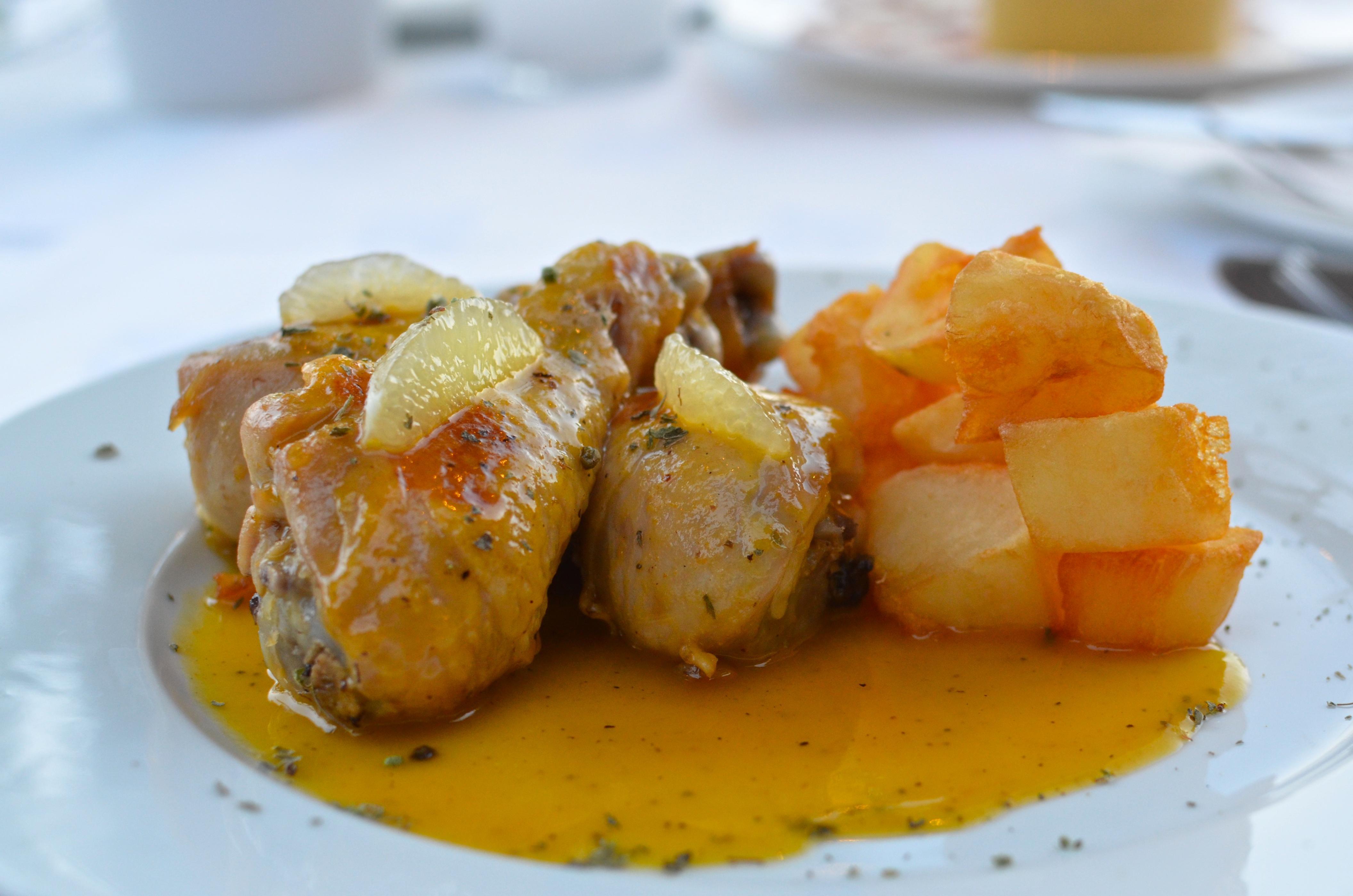 Ino Hotel & Suites