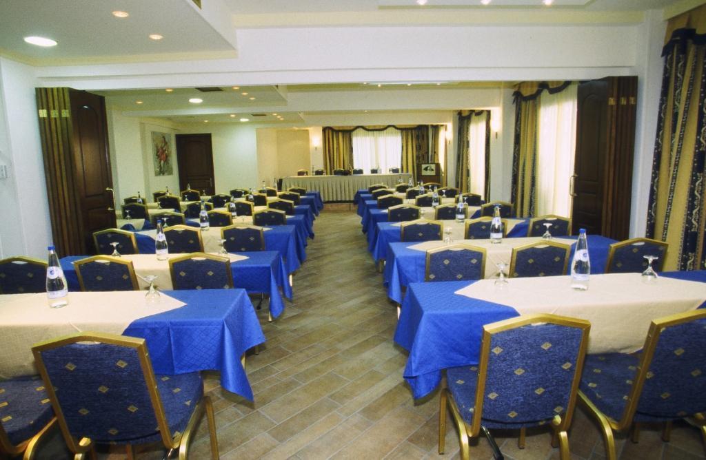 Hotel Aeolis