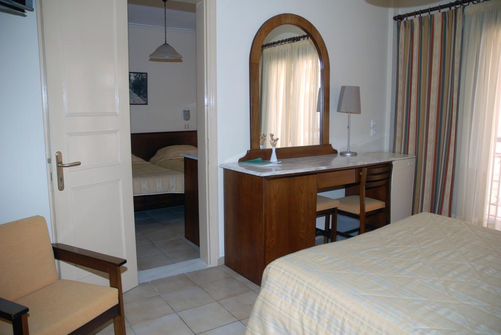Hotel Aeolis