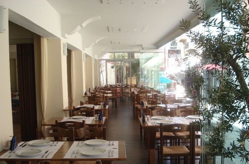 Hotel Aeolis