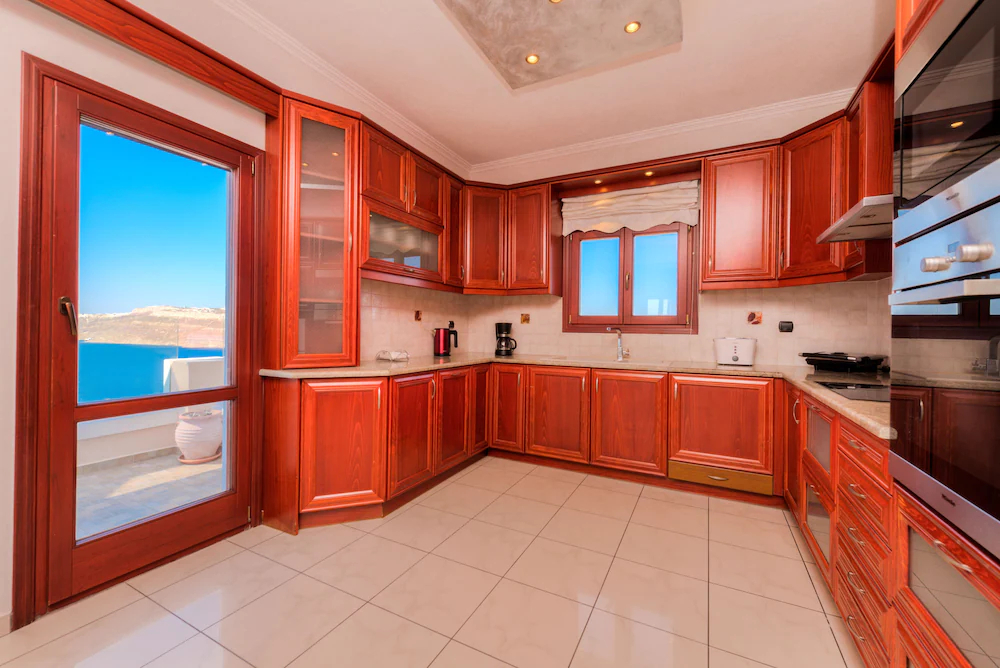 Akrotiri Apartments