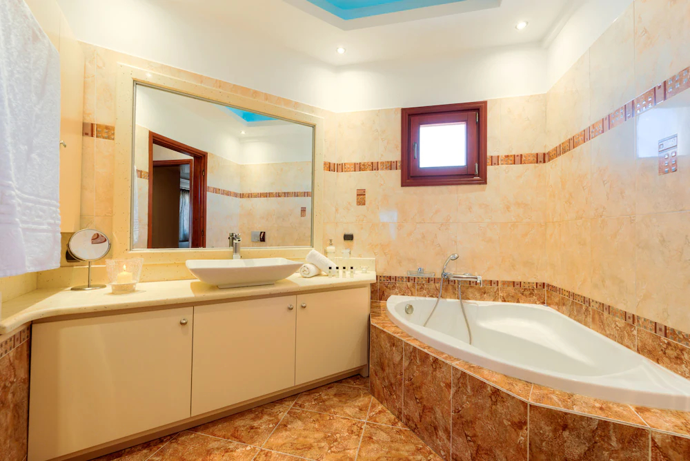 Akrotiri Apartments