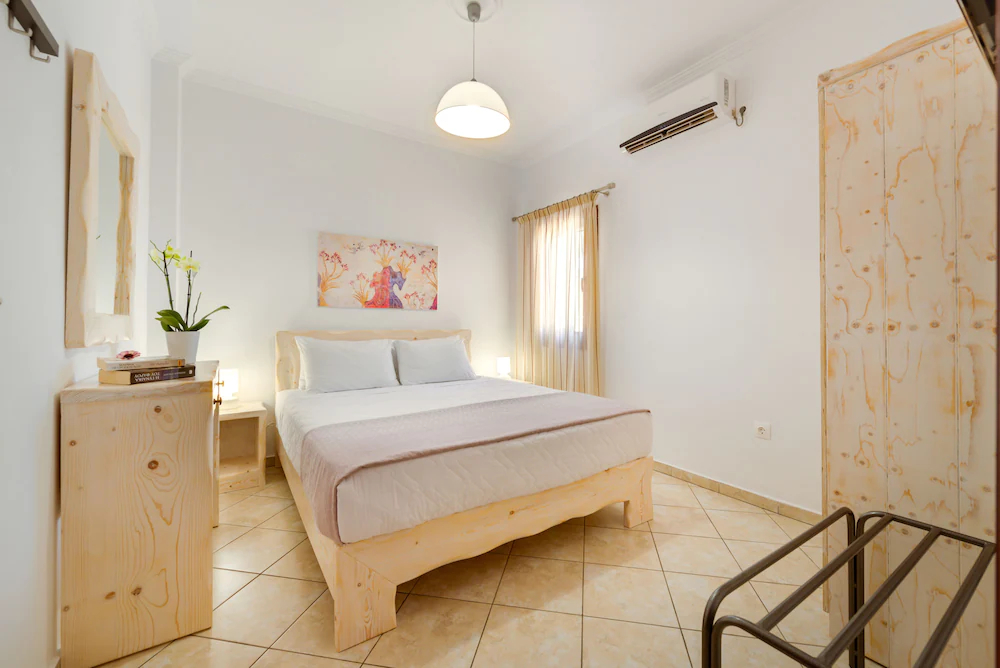 Akrotiri Apartments