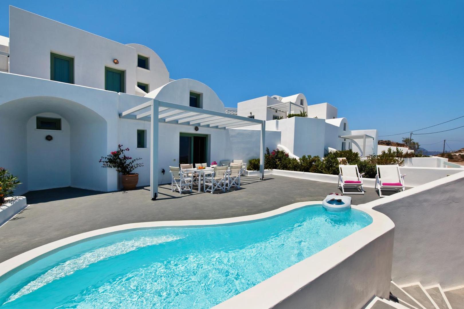 Aura Marina Apartments