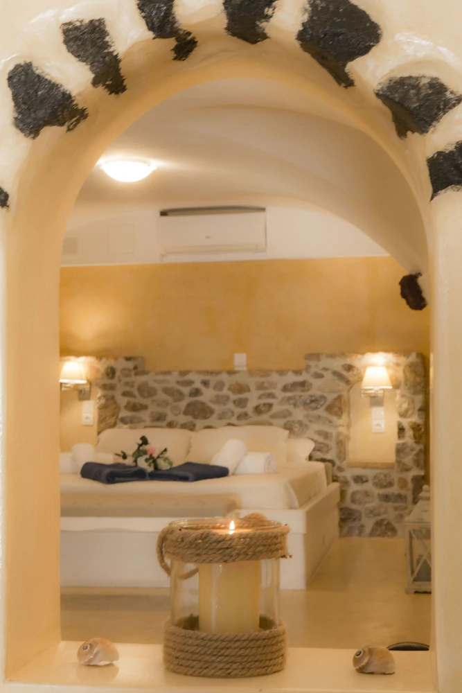 Linos Suites