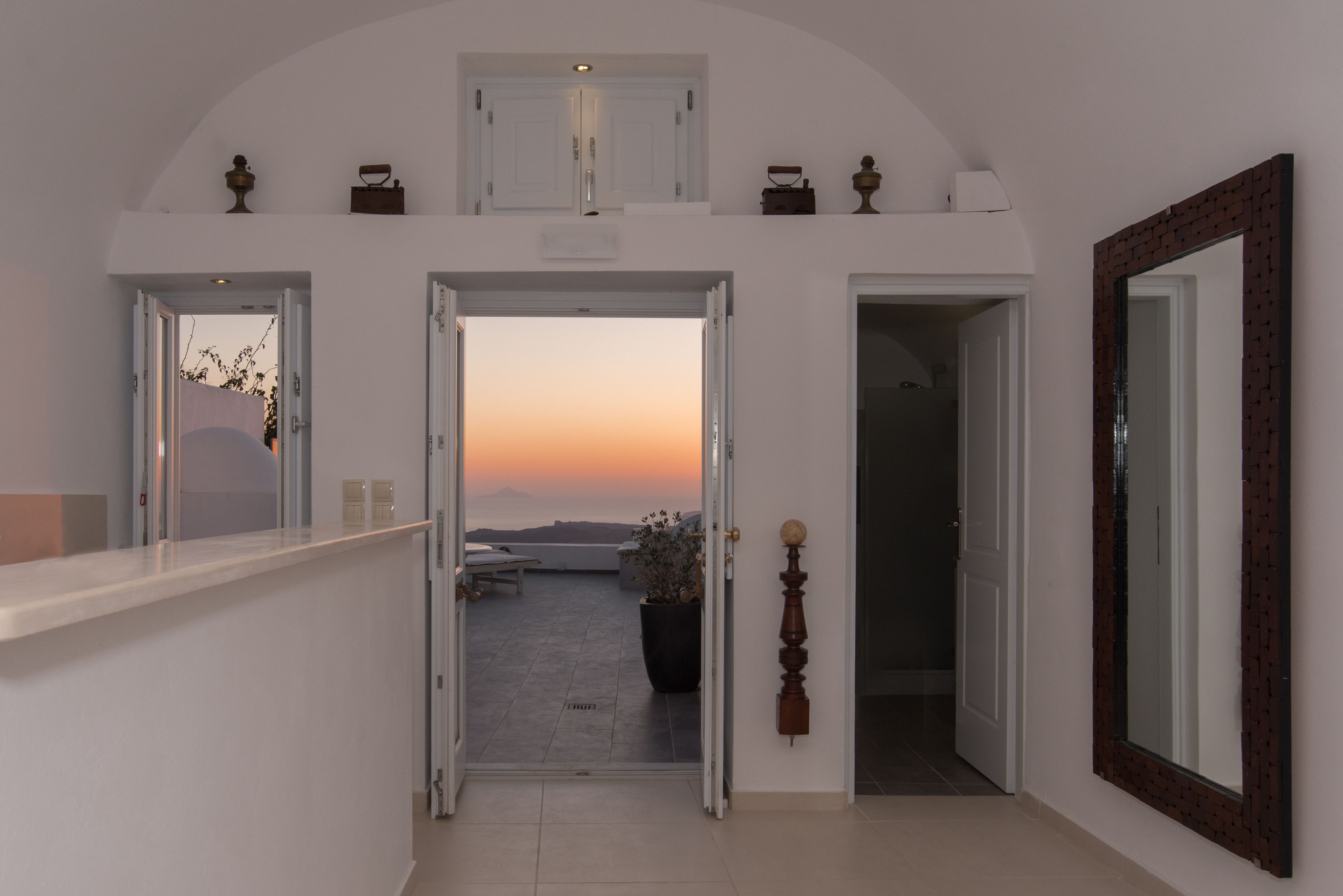 Dimitrios Cave House
