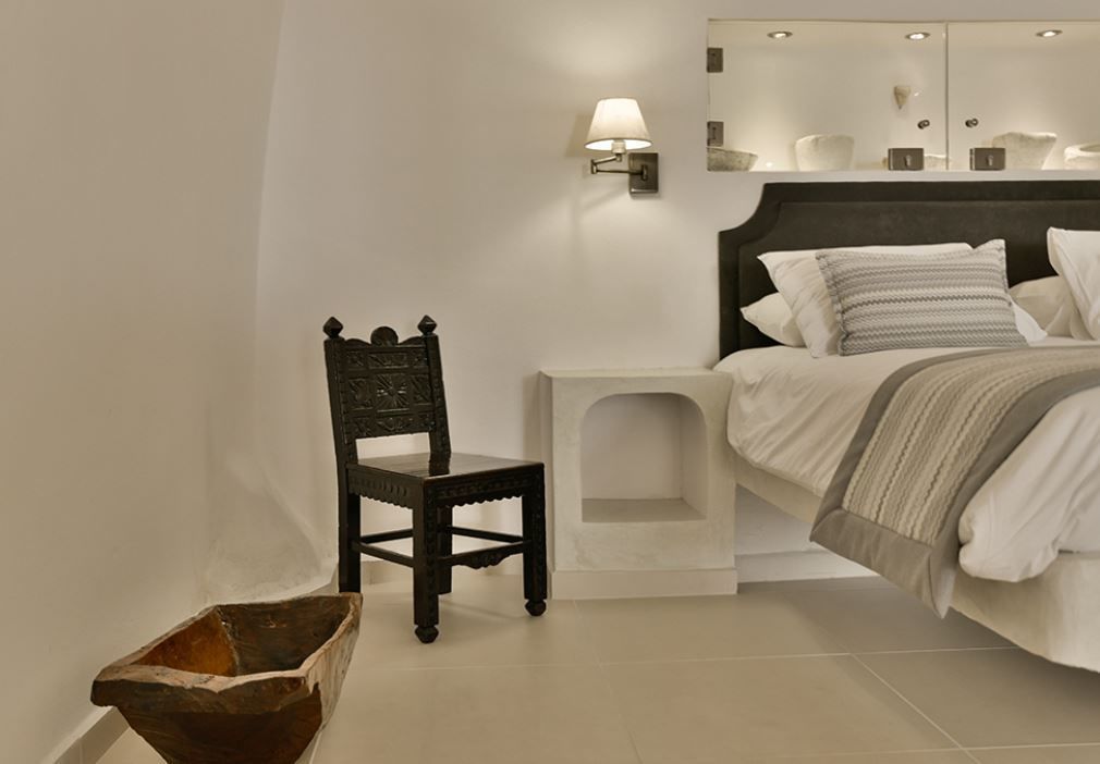 Dimitrios Cave House