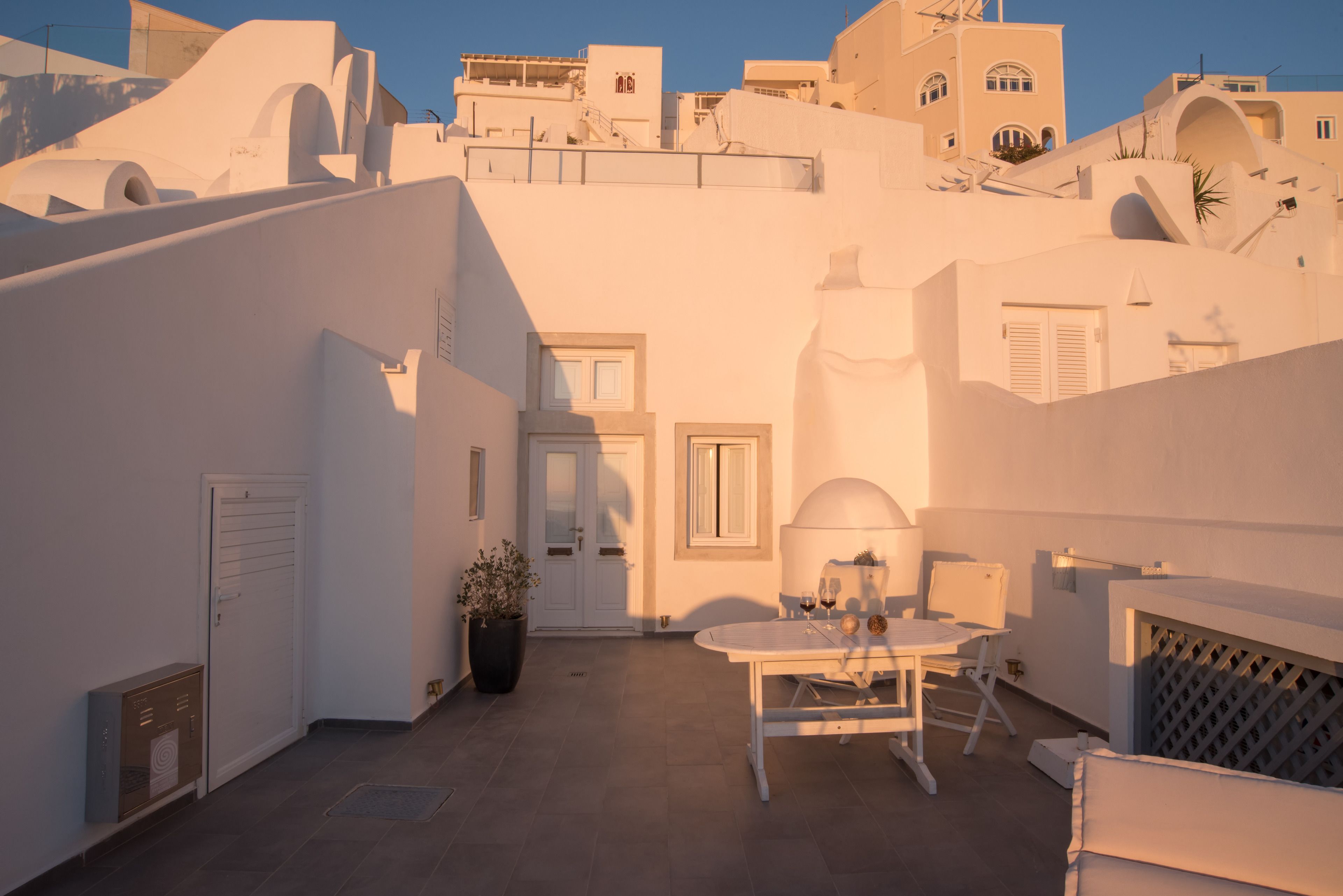 Dimitrios Cave House