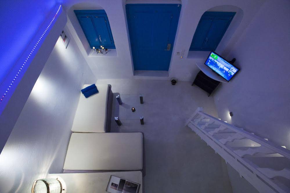 Abyssanto Suites & Spa