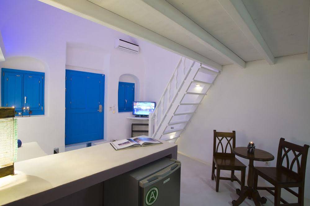 Abyssanto Suites & Spa