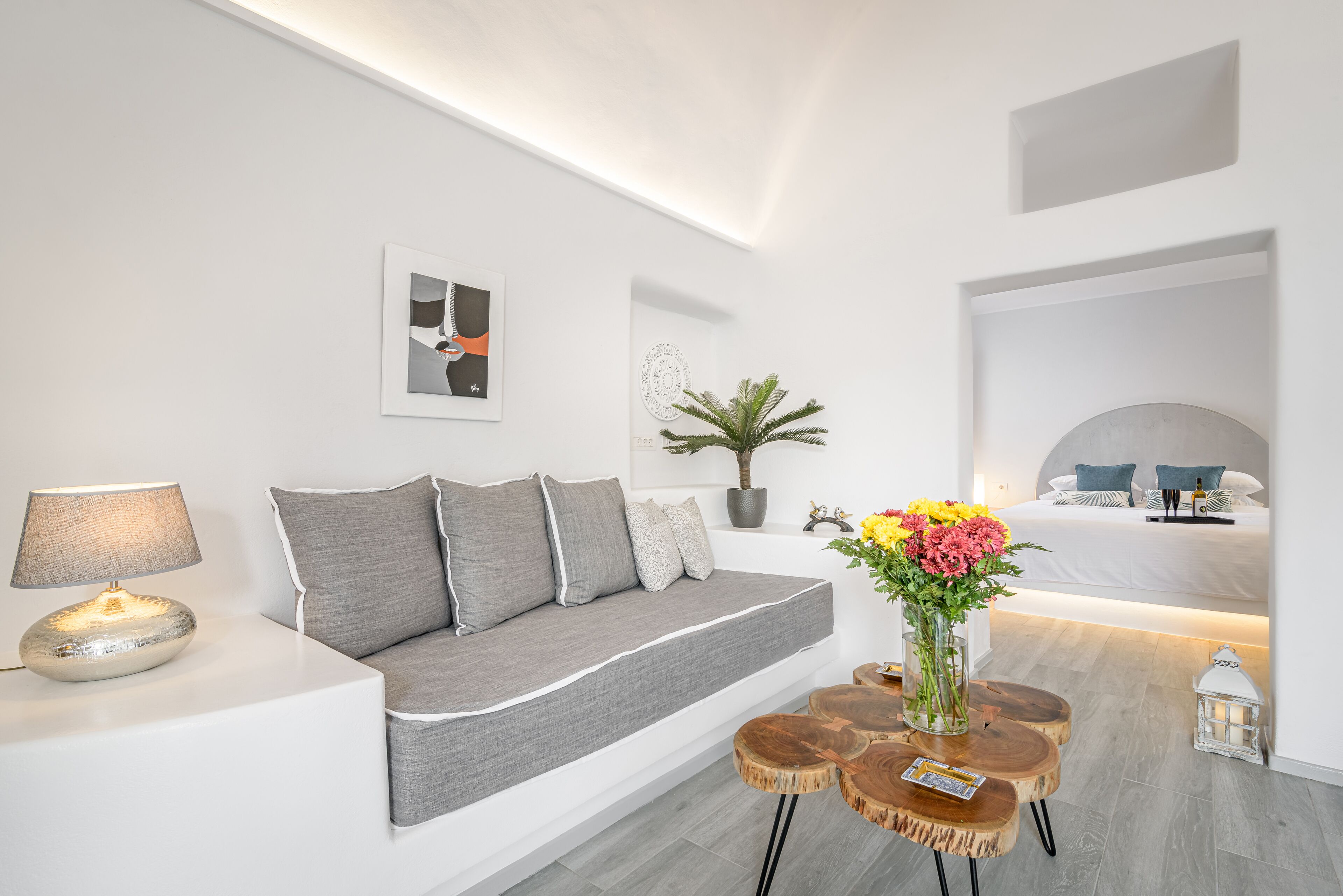 Amoramelia Suites