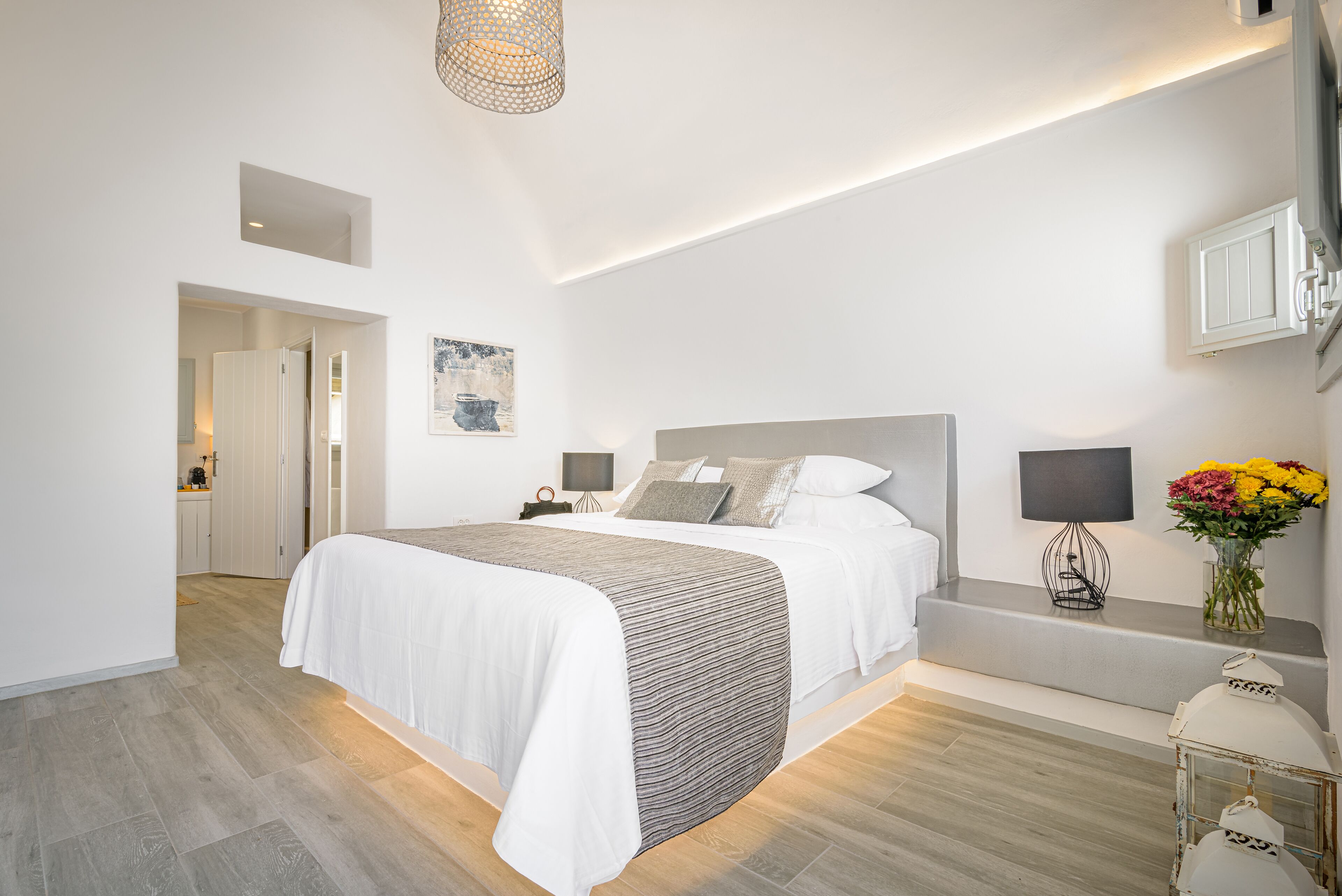 Amoramelia Suites